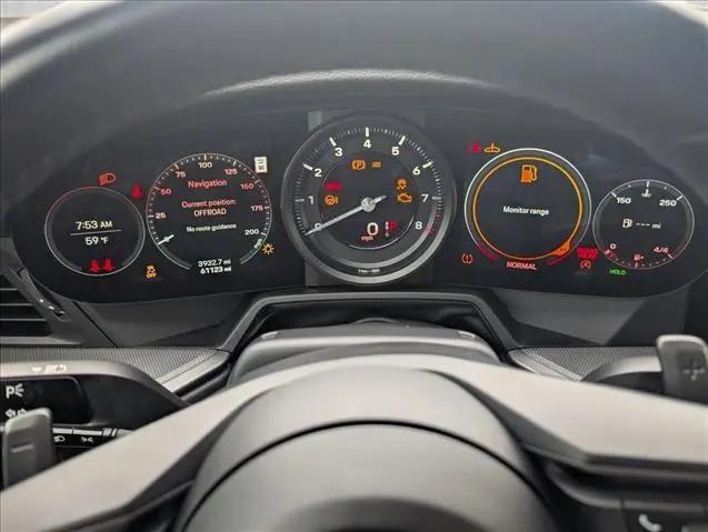 2020 Porsche 911 Carrera