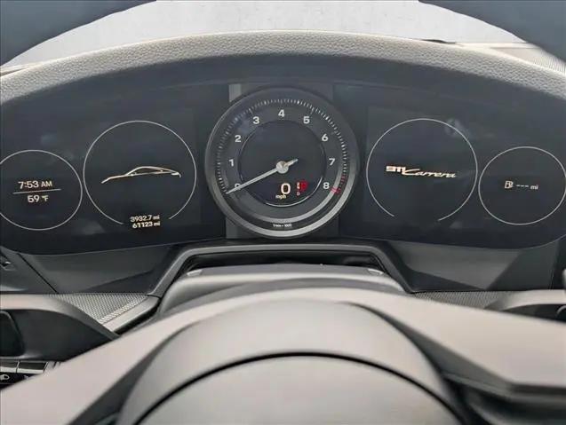 2020 Porsche 911 Carrera