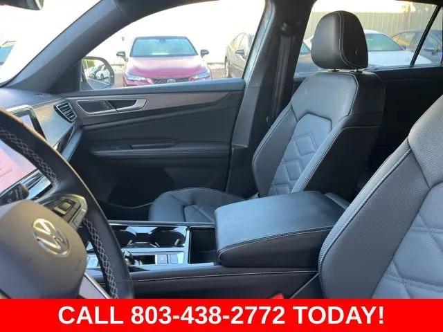 2024 Volkswagen Atlas Cross Sport 2.0T SE w/Technology