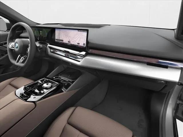 2027 BMW 5 Series 550e xDrive