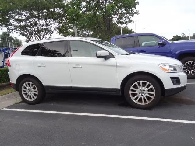 2010 Volvo XC60 T6