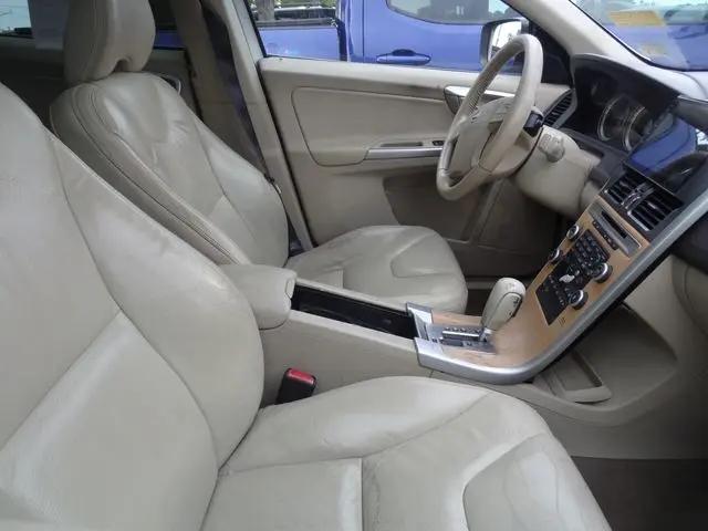 2010 Volvo XC60 T6