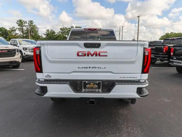 2026 GMC Sierra 2500HD Crew Cab, Standard Bed, Denali, 4WD