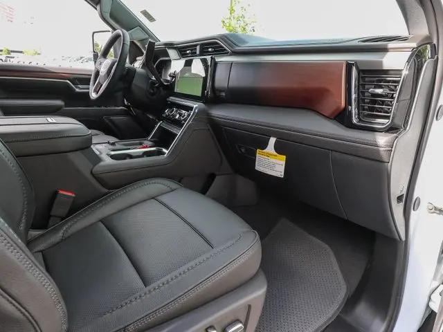 2026 GMC Sierra 2500HD Crew Cab, Standard Bed, Denali, 4WD