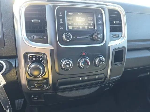 2024 Ram 1500 Classic Warlock Crew Cab 4x4 5'7" Box