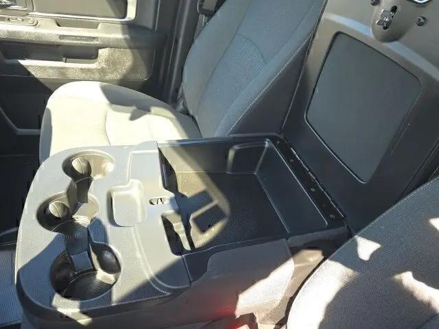2024 Ram 1500 Classic Warlock Crew Cab 4x4 5'7" Box