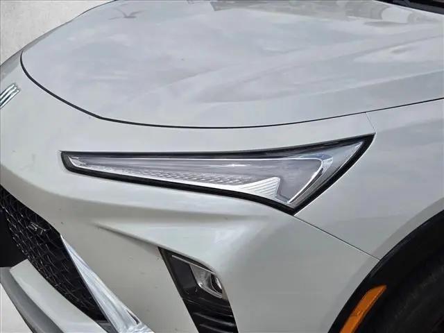 2024 Buick NV Sport Touring FWD