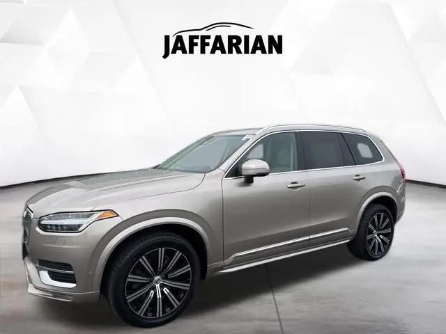 2024 Volvo XC90 B6 Plus Bright Theme 7-Seater