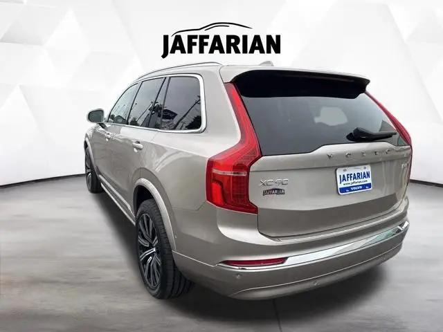 2024 Volvo XC90 B6 Plus Bright Theme 7-Seater