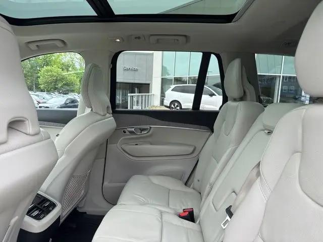 2024 Volvo XC90 B6 Plus Bright Theme 7-Seater