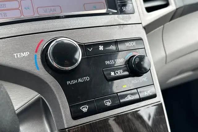 2014 Toyota Venza LE