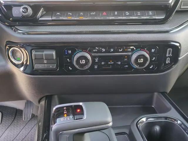 2026 Chevrolet Silverado 1500 4WD Crew Cab Short Bed ZR2