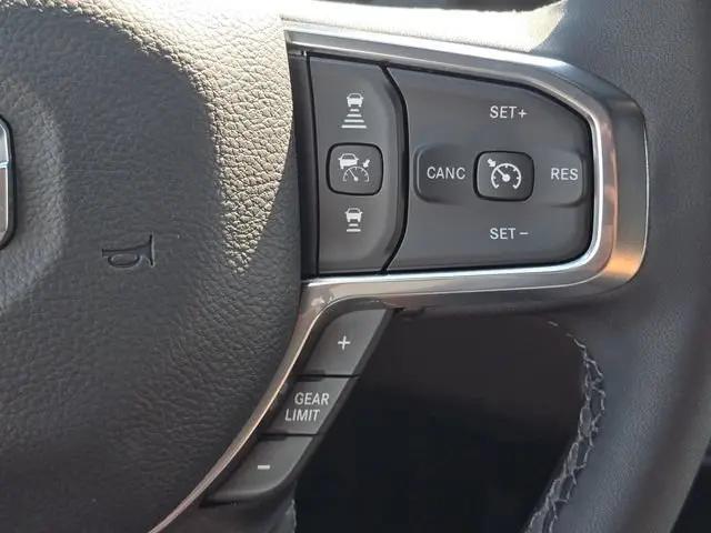2026 Ram 3500 Laramie Crew Cab 4x4 64 Box