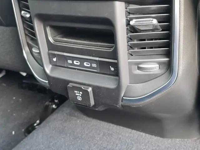 2026 Ram 3500 Laramie Crew Cab 4x4 64 Box