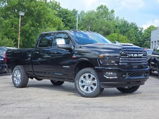 2026 Ram 3500 Laramie Crew Cab 4x4 64 Box