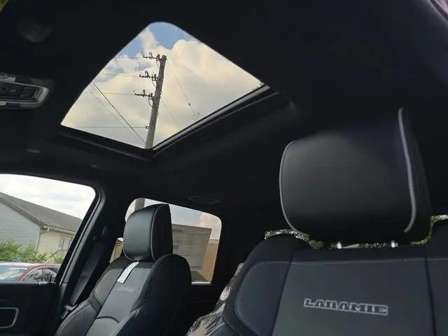 2026 Ram 3500 Laramie Crew Cab 4x4 64 Box