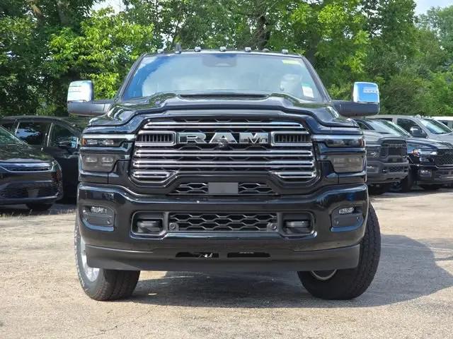 2026 Ram 3500 Laramie Crew Cab 4x4 64 Box