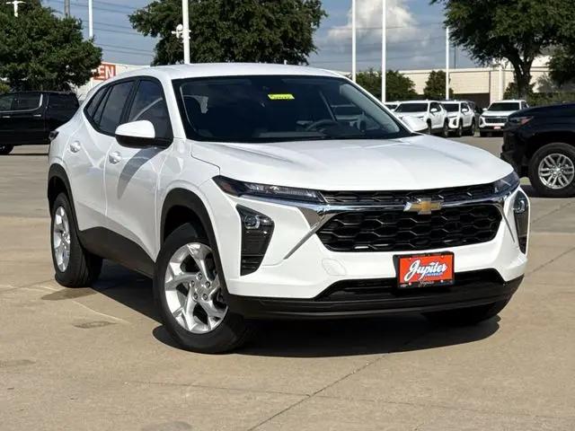 2026 Chevrolet Trax FWD LS
