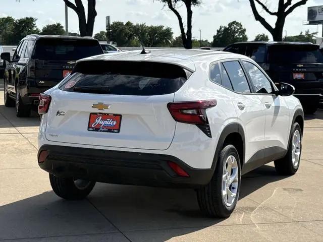 2026 Chevrolet Trax FWD LS