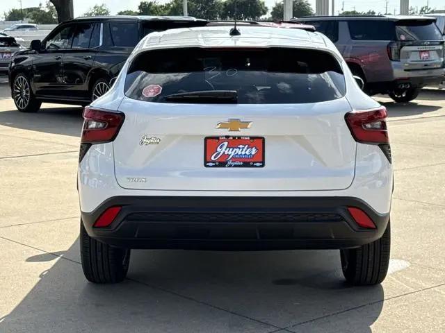2026 Chevrolet Trax FWD LS
