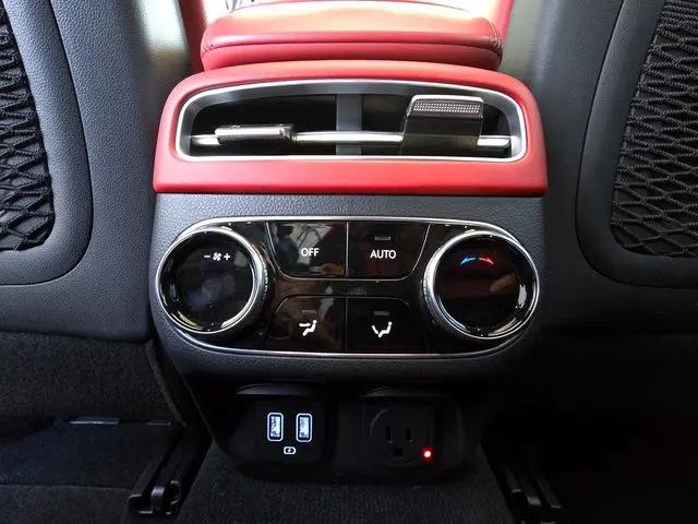 2023 Genesis GV70 2.5T AWD