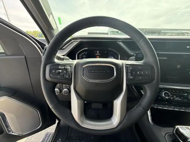 2024 GMC Sierra 1500 4WD Crew Cab Short Box Denali