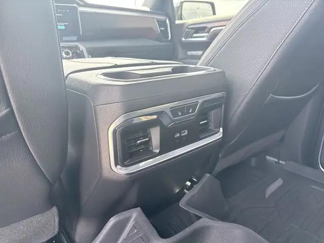 2024 GMC Sierra 1500 4WD Crew Cab Short Box Denali