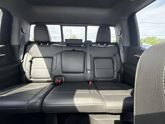 2024 GMC Sierra 1500 4WD Crew Cab Short Box Denali
