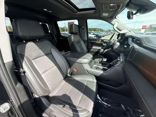 2024 GMC Sierra 1500 4WD Crew Cab Short Box Denali