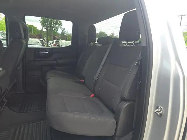 2022 Chevrolet Silverado 1500 4WD Crew Cab Short Bed Custom