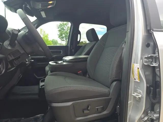 2026 Ram 2500 Big Horn Crew Cab 4x4 6'4" Box
