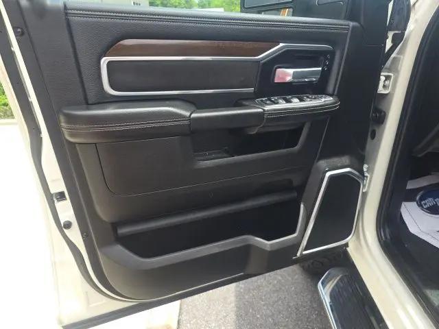 2023 Ram 2500 Laramie Crew Cab 4x4 6'4" Box
