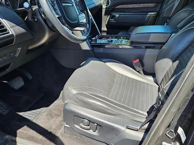 2017 Land Rover Discovery HSE LUXURY