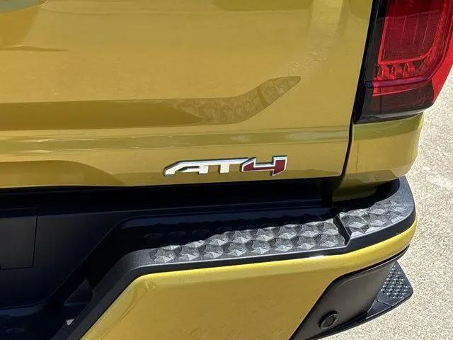 2023 GMC Canyon 4WD Crew Cab Short Box AT4