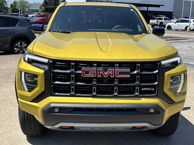 2023 GMC Canyon 4WD Crew Cab Short Box AT4