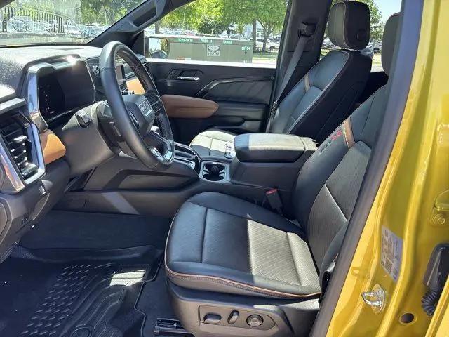 2023 GMC Canyon 4WD Crew Cab Short Box AT4