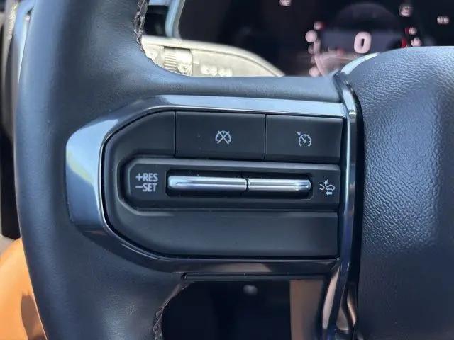 2023 GMC Canyon 4WD Crew Cab Short Box AT4