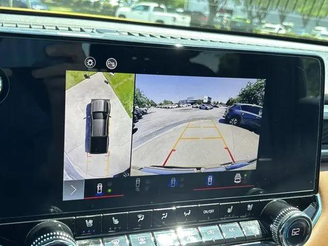2023 GMC Canyon 4WD Crew Cab Short Box AT4