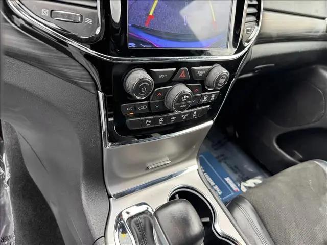 2019 Jeep Grand Cherokee Laredo E 4x2