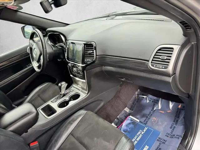 2019 Jeep Grand Cherokee Laredo E 4x2