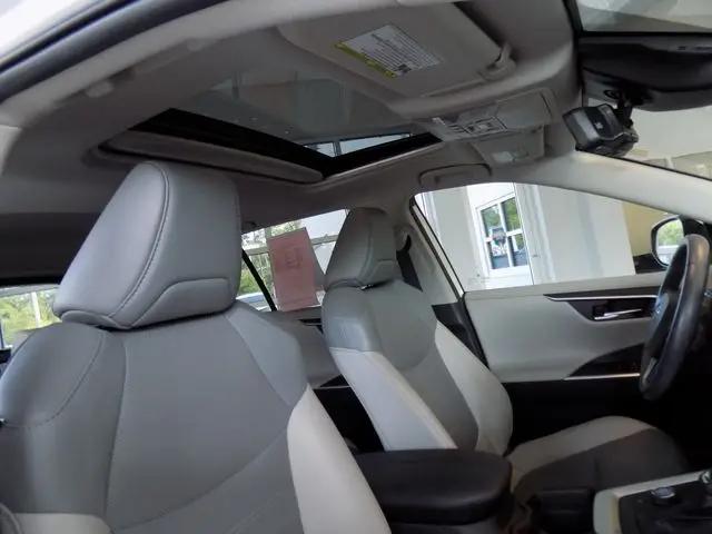 2019 Toyota RAV4 Hybrid Limited