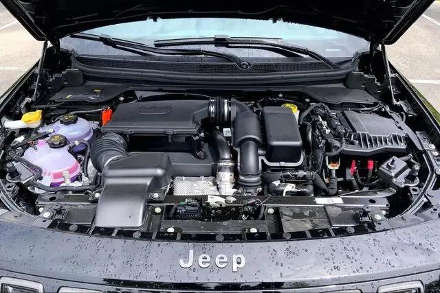 2026 Jeep Cherokee Laredo 4x4