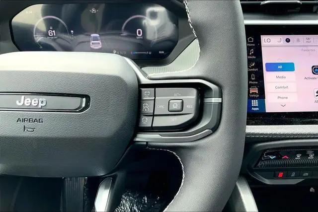 2026 Jeep Cherokee Laredo 4x4