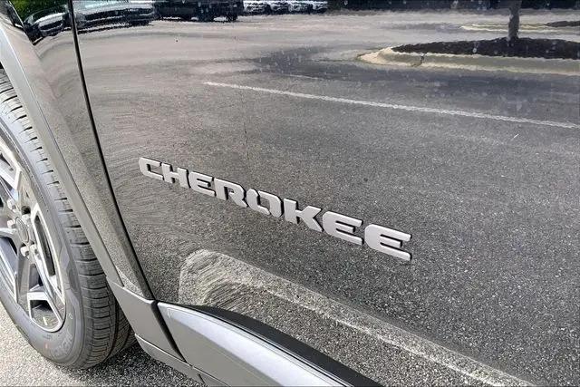 2026 Jeep Cherokee Laredo 4x4