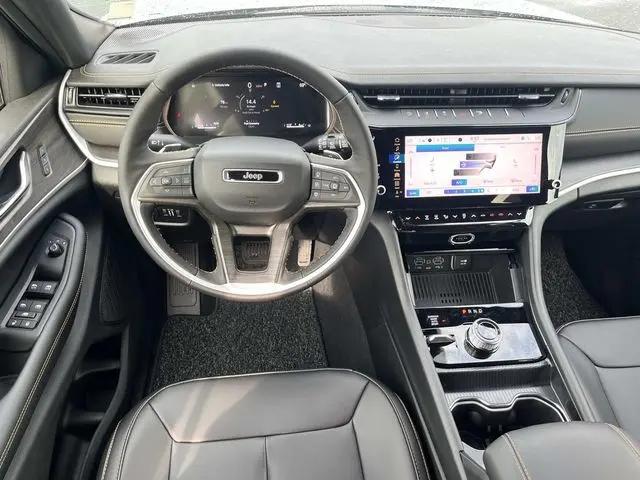 2026 Jeep Grand Cherokee L 85th Anniversary Edition