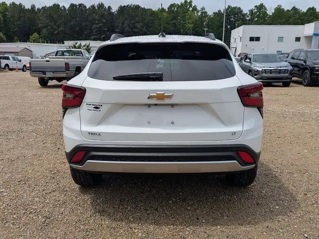 2026 Chevrolet Trax FWD LT