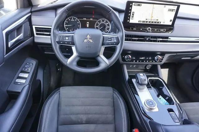 2025 Mitsubishi Outlander SE 2.5 S-AWC