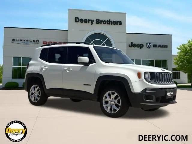 2017 Jeep Renegade Latitude 4x4 for sale in Iowa City, IA