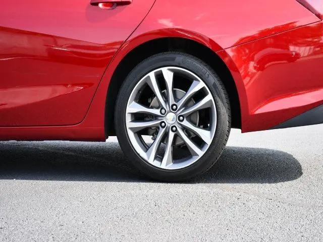 2023 Chevrolet Malibu FWD 2LT