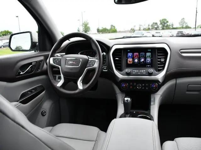 2017 GMC Acadia SLT-2